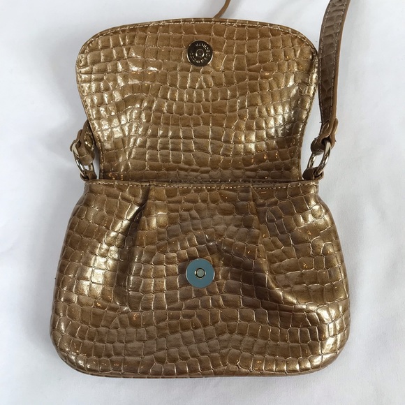 Kathy Van Zeeland Crossbody Purse & Wallet Set - Picture 3 of 8